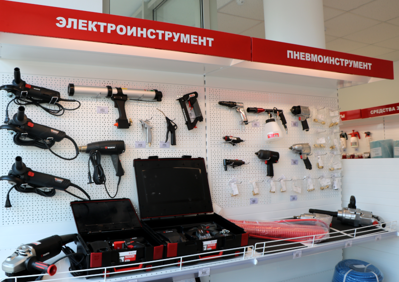 Шоу рум машины